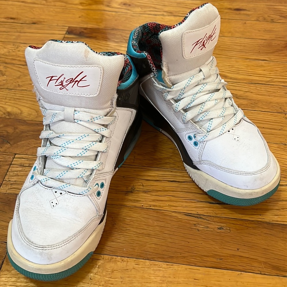 Nike Air Jordan Flight Sneakers